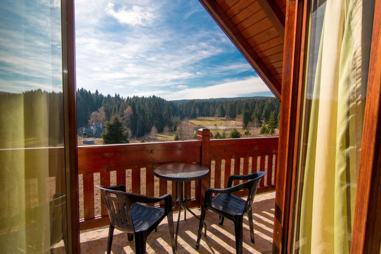 Apartmani Suncani Breg Tara Митровац Экстерьер фото