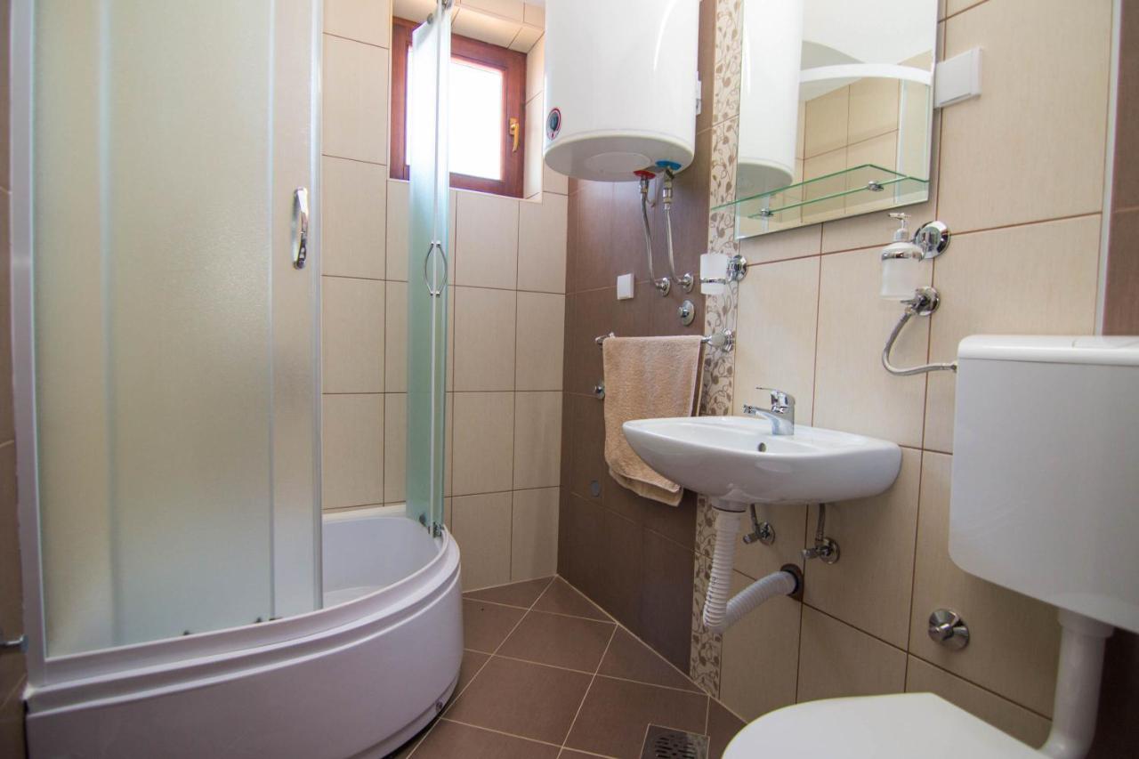 Apartmani Suncani Breg Tara Митровац Экстерьер фото