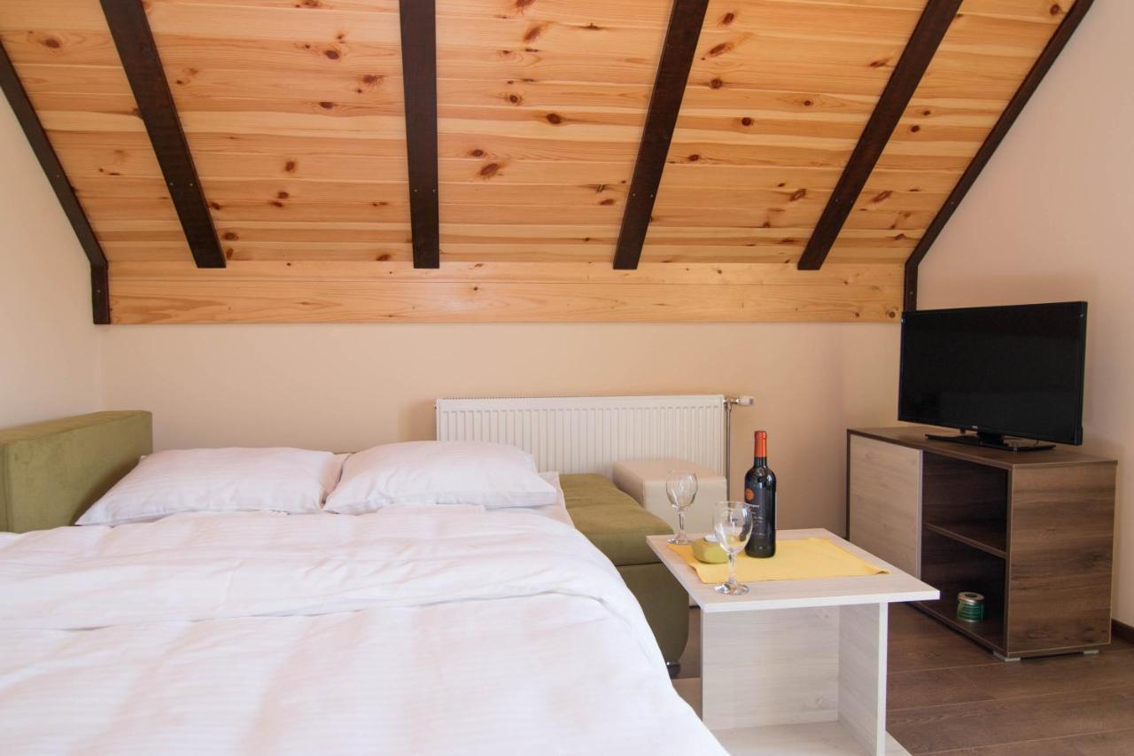 Apartmani Suncani Breg Tara Митровац Экстерьер фото