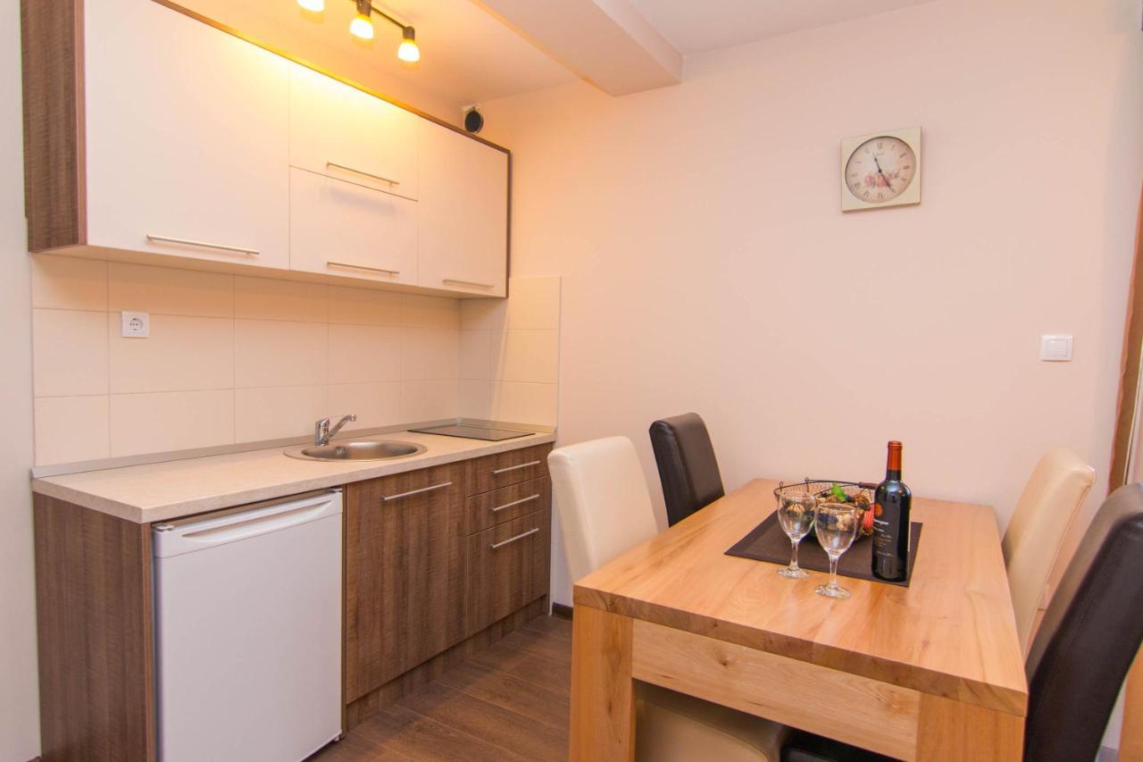 Apartmani Suncani Breg Tara Митровац Экстерьер фото