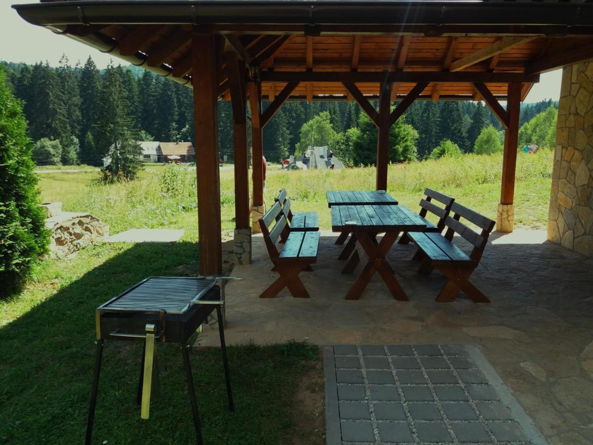 Apartmani Suncani Breg Tara Митровац Экстерьер фото